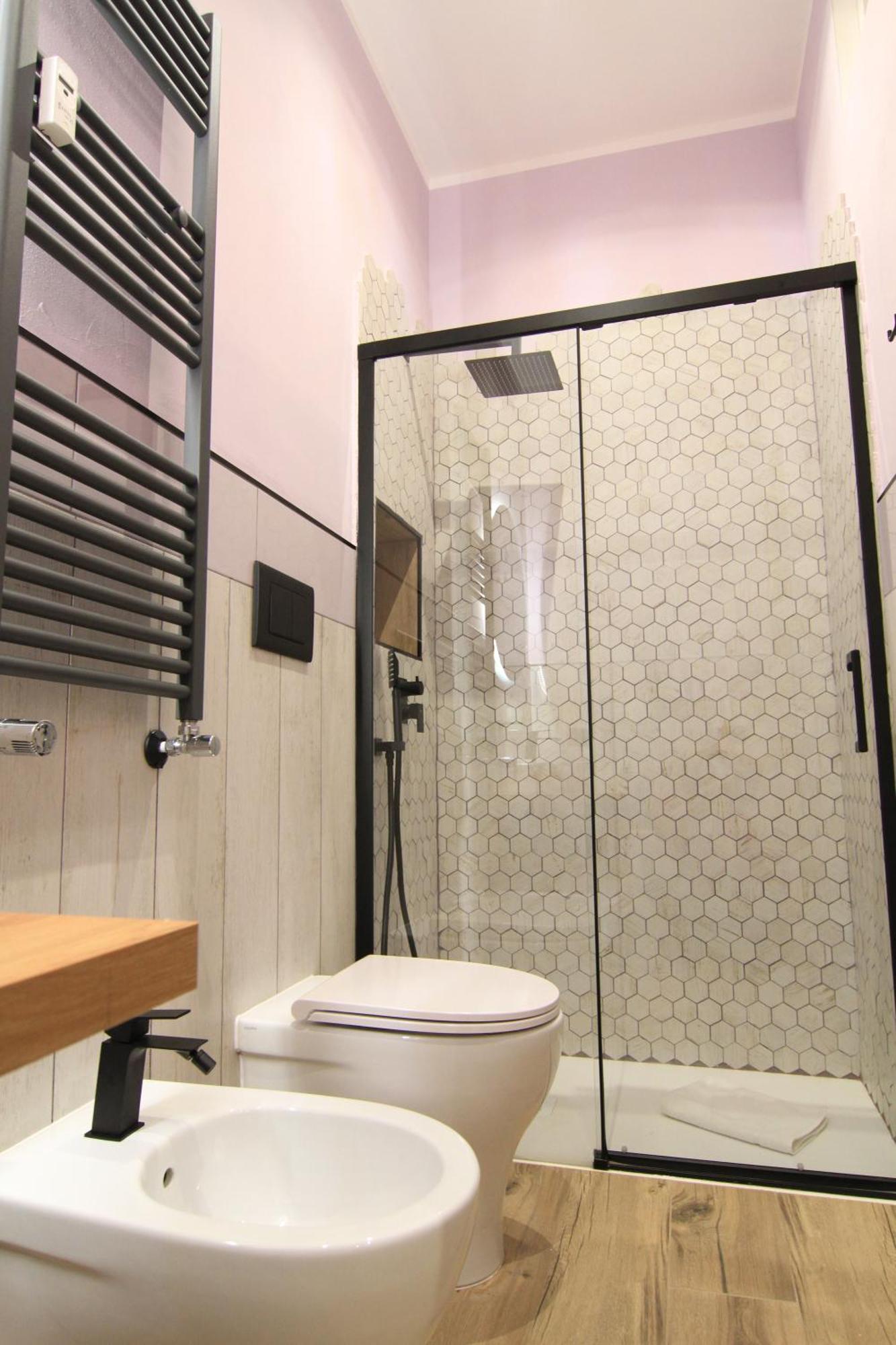 Helle Hus Guest House - 200M From Piazza Bologna Metro And 10 Minutes From The Colosseum المظهر الخارجي الصورة