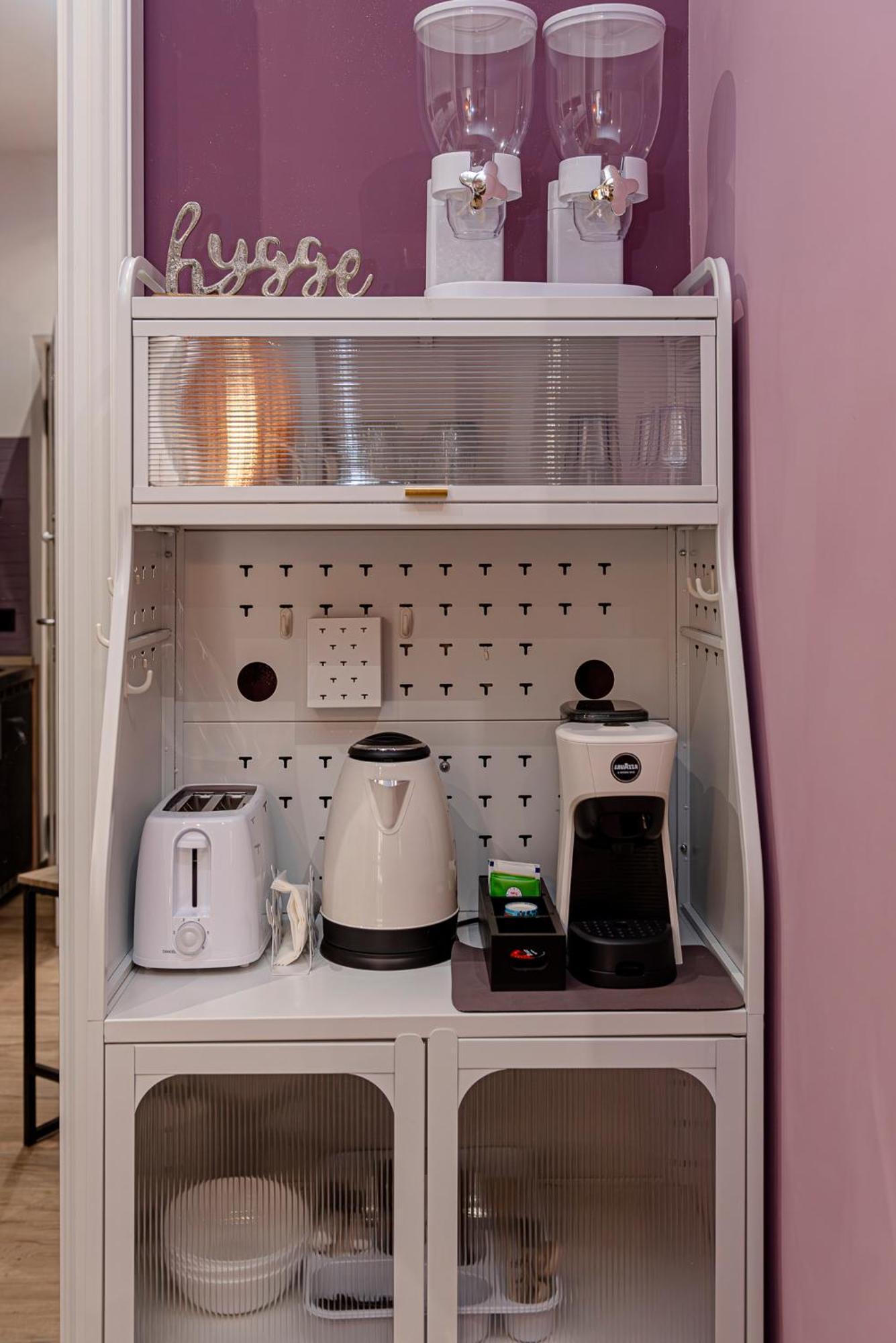 Helle Hus Guest House - 200M From Piazza Bologna Metro And 10 Minutes From The Colosseum الغرفة الصورة