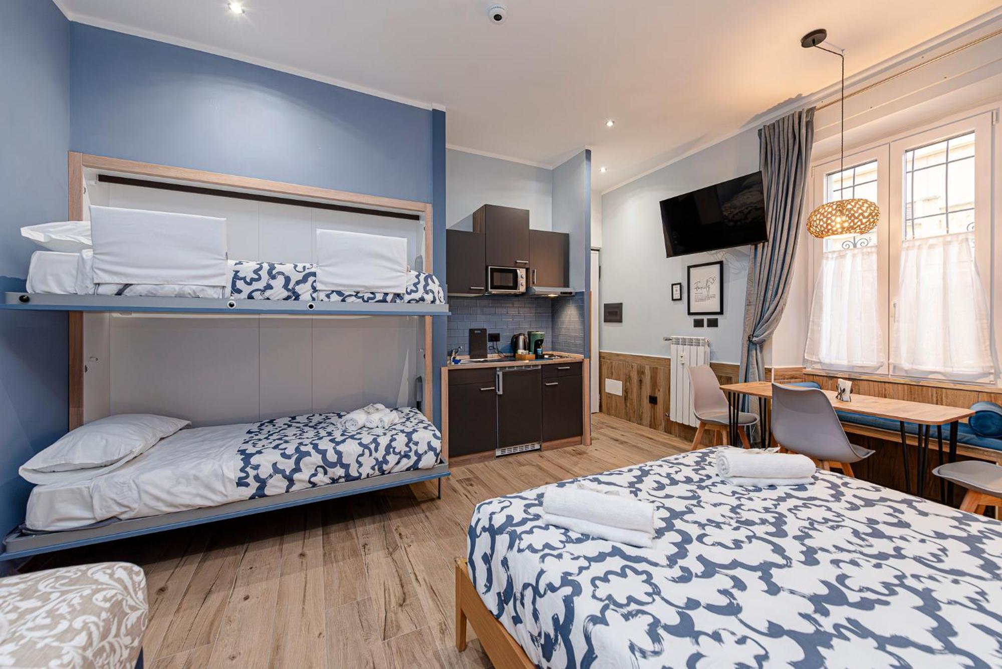 Helle Hus Guest House - 200M From Piazza Bologna Metro And 10 Minutes From The Colosseum المظهر الخارجي الصورة